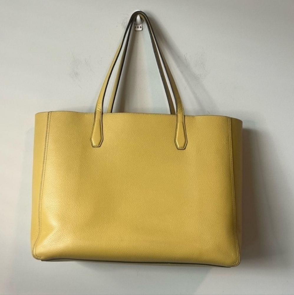 NEW Tory Burch Blake Tote Bag w/Pouch & Dust Bag - Picture 3 of 5